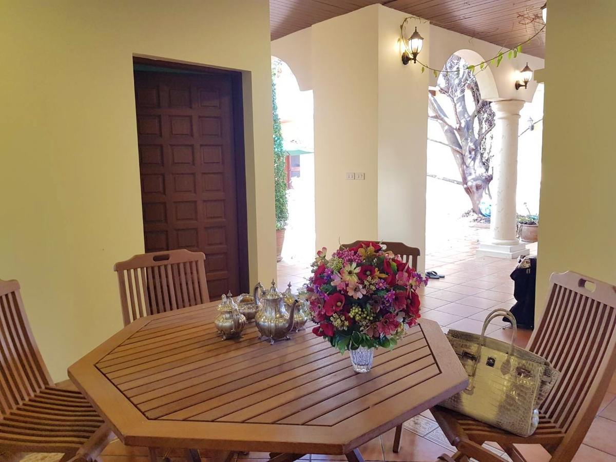 Prompimarn Villa Toscana Banguecoque Exterior foto